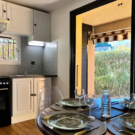 Lejlighed Hye352-gt15 - Giens Beau 2 Pieces Avec Jardinet 4 Pers Piscine